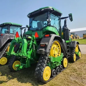 Buy John Deere 8R 370 Tractor reviews,