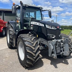 Massey Ferguson 7719S tractor for sale,